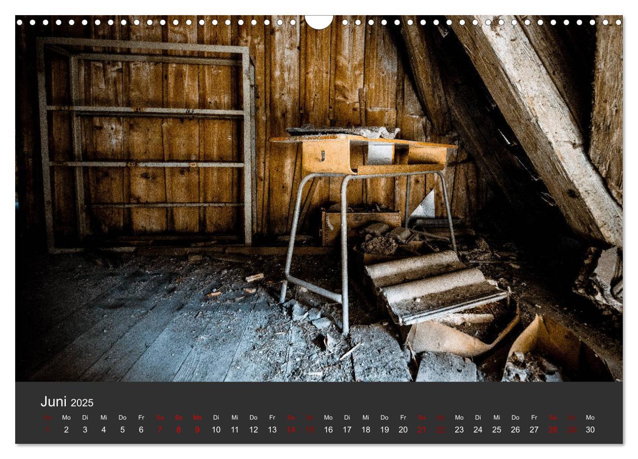 Bild: 9783435217434 | Verlassene Orte - Ein Lost Places Kalender (Wandkalender 2025 DIN...