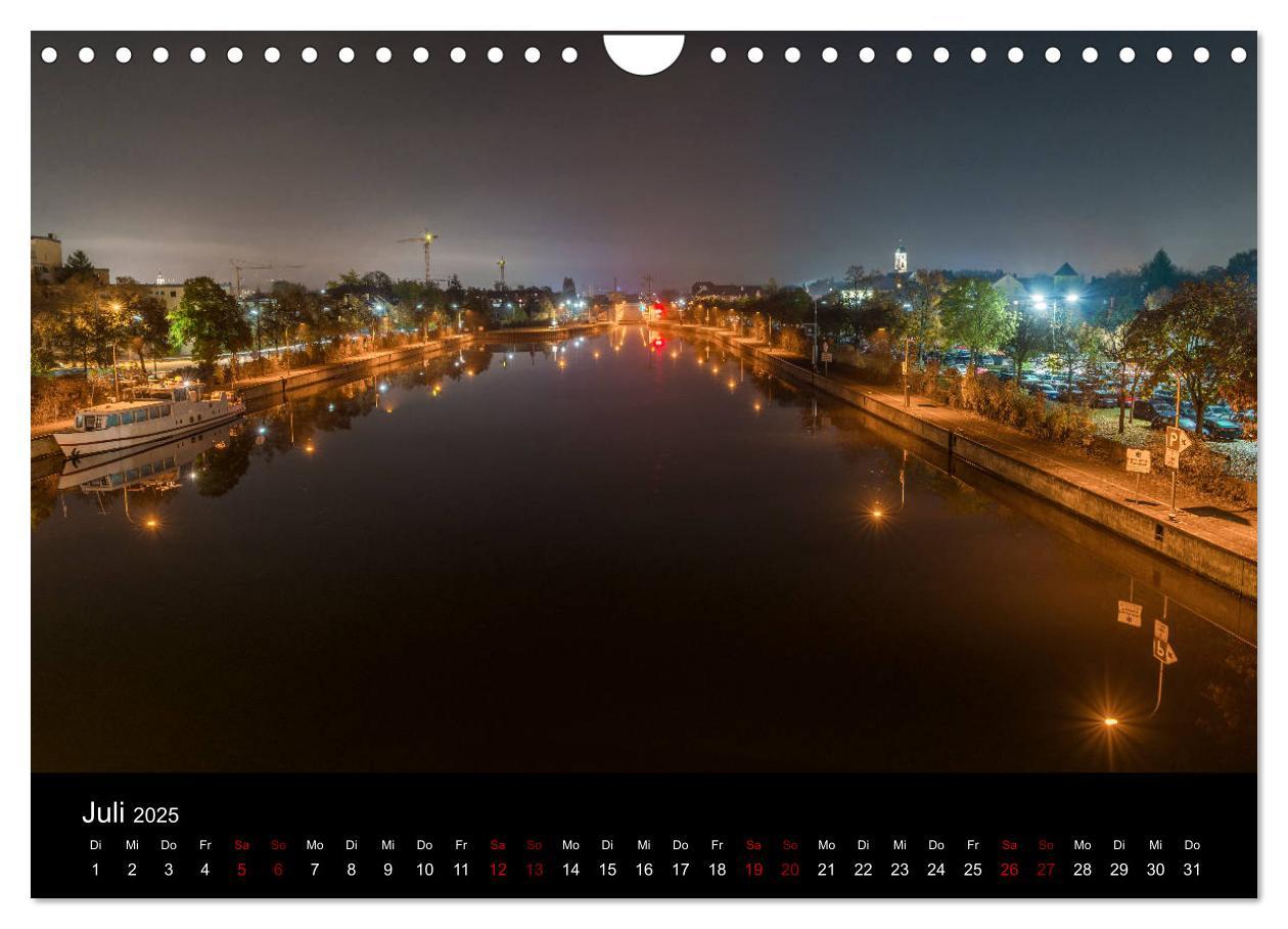 Bild: 9783435384563 | Regensburg bei Nacht (Wandkalender 2025 DIN A4 quer), CALVENDO...