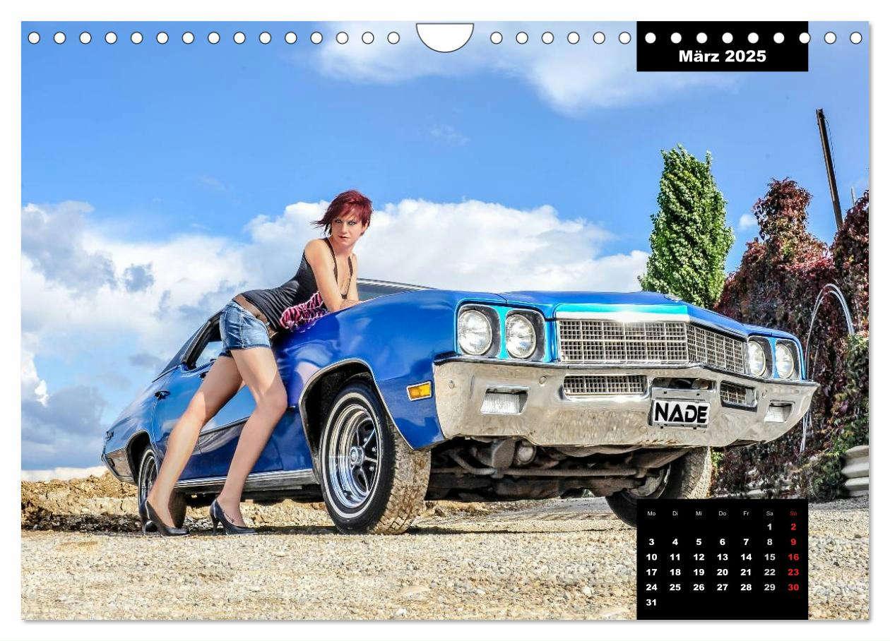 Bild: 9783435638581 | Kurven - Fieber - Modelle und Autos (Wandkalender 2025 DIN A4...