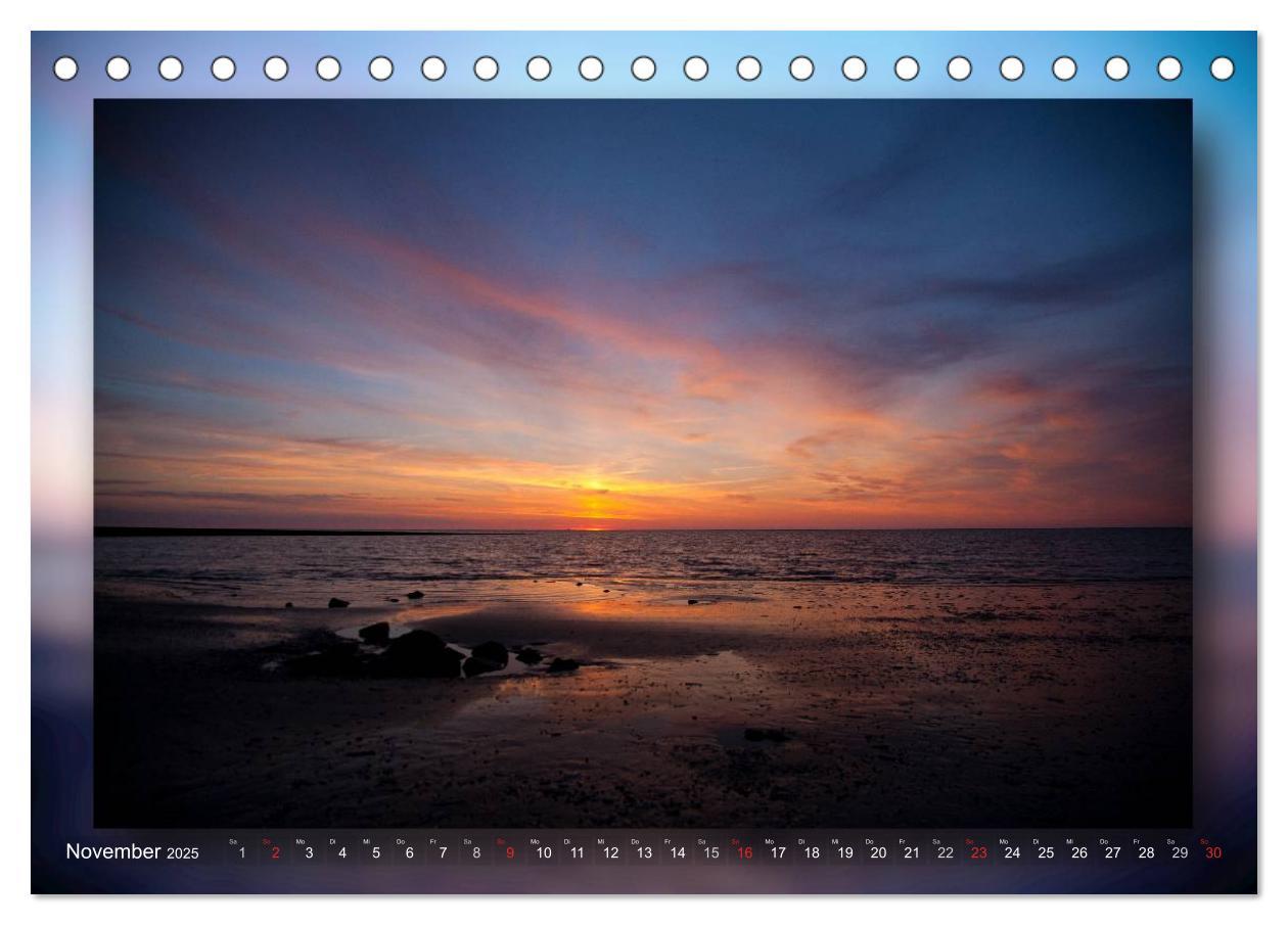 Bild: 9783435682546 | Baltrum - Ein Tag am Strand (Tischkalender 2025 DIN A5 quer),...