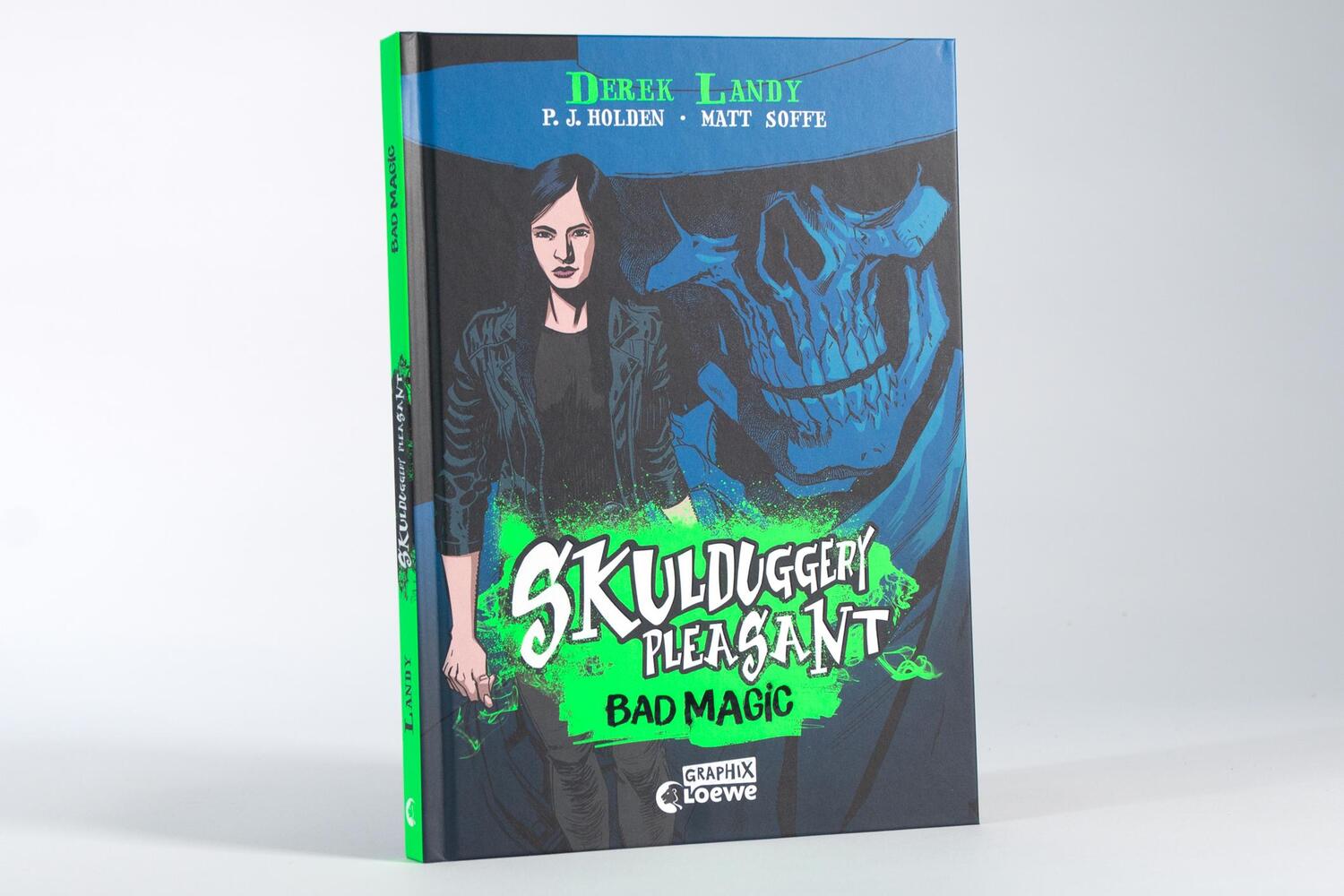 Bild: 9783743218314 | Skulduggery Pleasant (Graphic-Novel-Reihe, Band 1) - Bad Magic | Landy