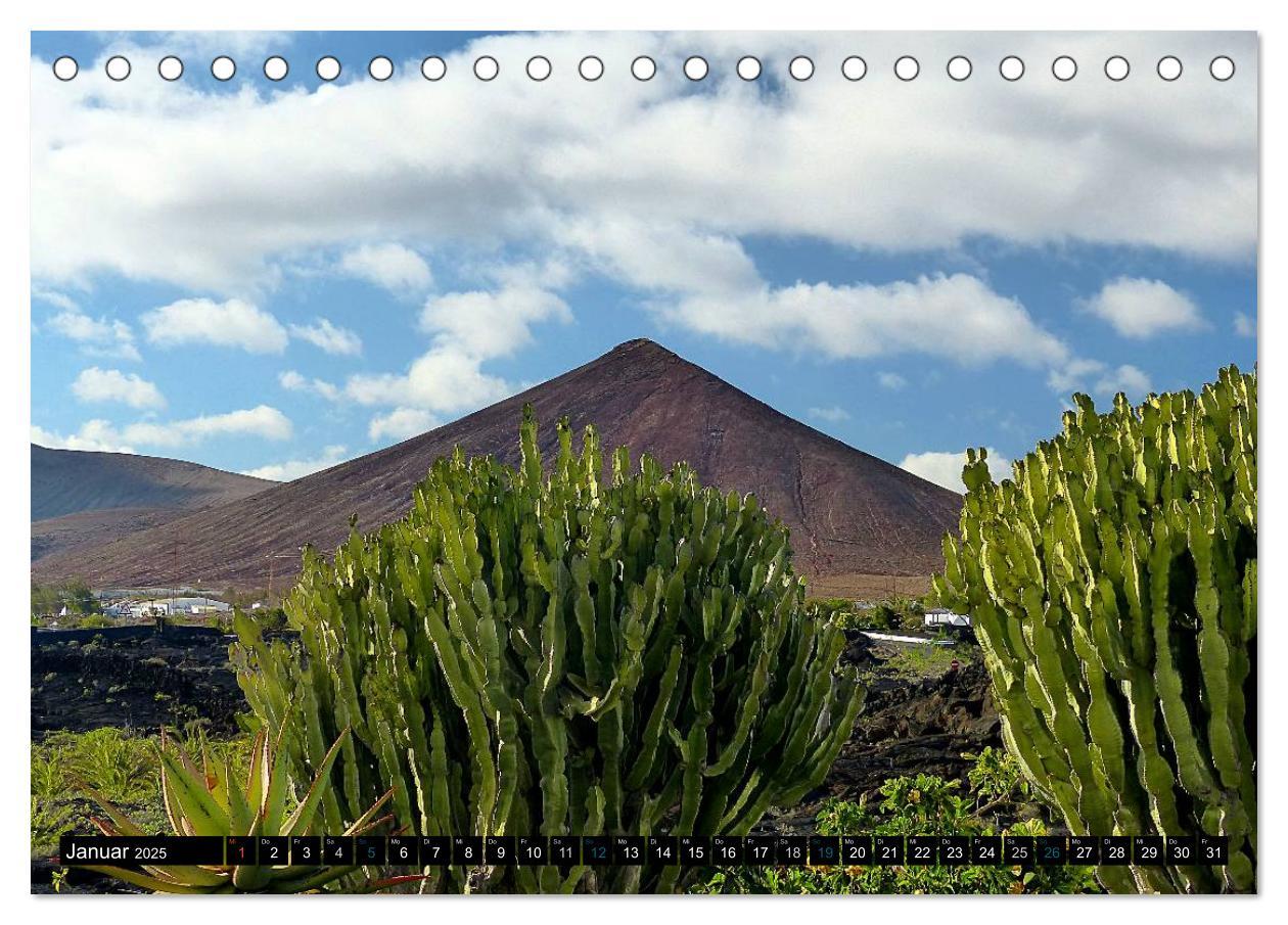 Bild: 9783435710942 | Vulkaninsel Lanzarote (Tischkalender 2025 DIN A5 quer), CALVENDO...