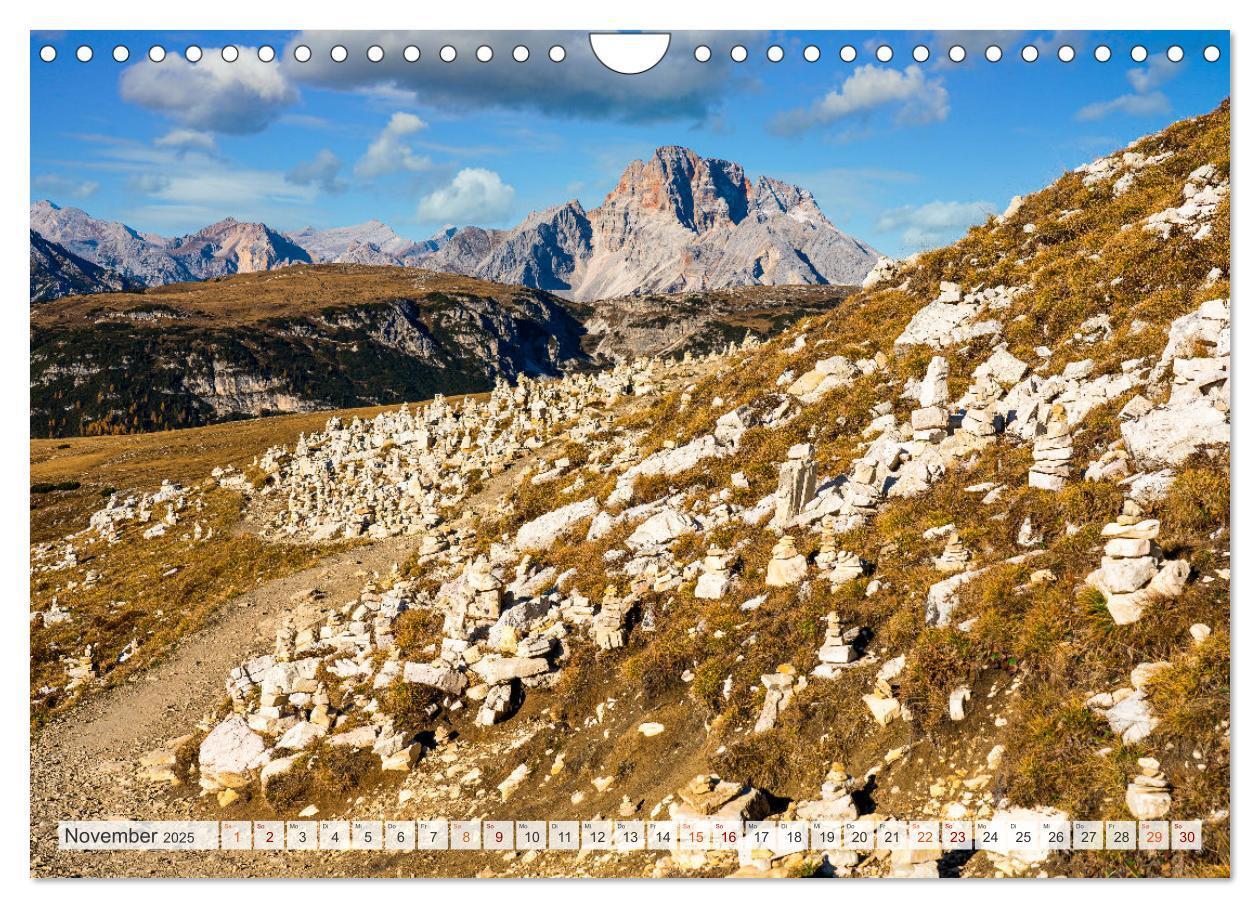 Bild: 9783383998072 | Bergwanderung Dolomiten rund um die Drei Zinnen (Wandkalender 2025...