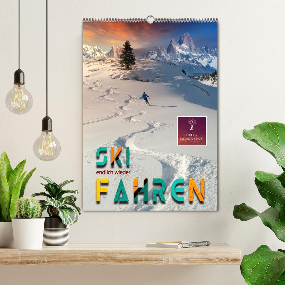 Bild: 9783435931248 | Endlich wieder Skifahren (Wandkalender 2025 DIN A2 hoch), CALVENDO...