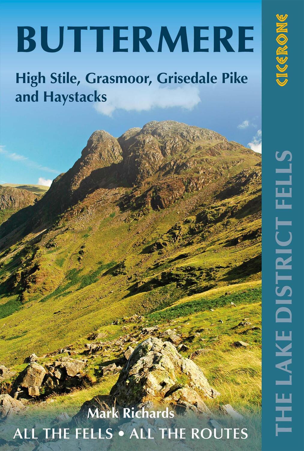 Cover: 9781786310361 | Walking the Lake District Fells - Buttermere | Mark Richards | Buch