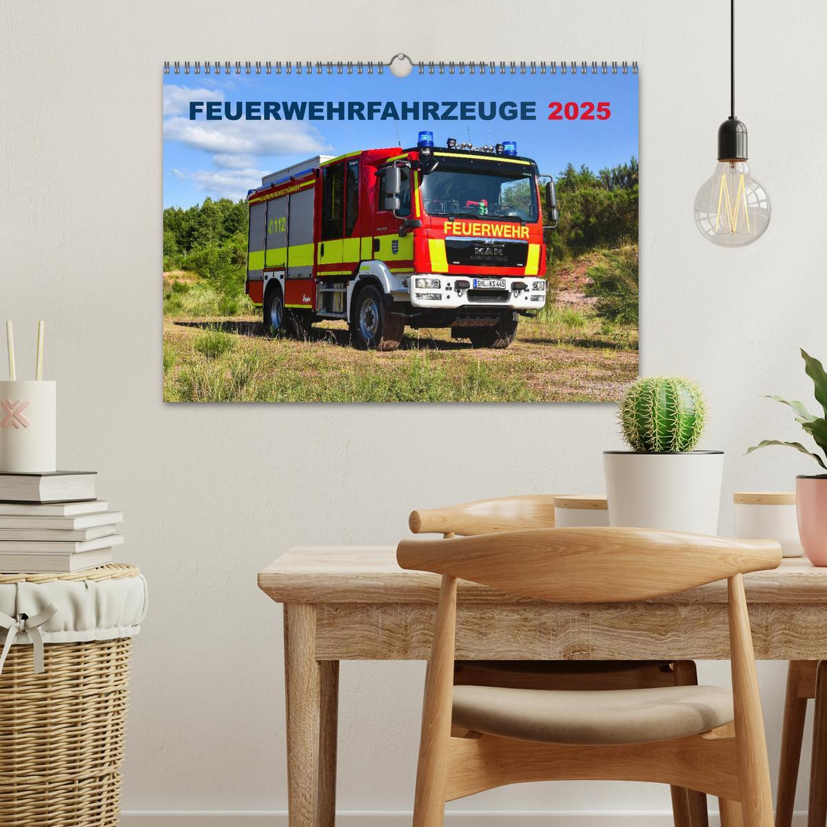 Bild: 9783435365852 | Feuerwehrfahrzeuge (Wandkalender 2025 DIN A3 quer), CALVENDO...