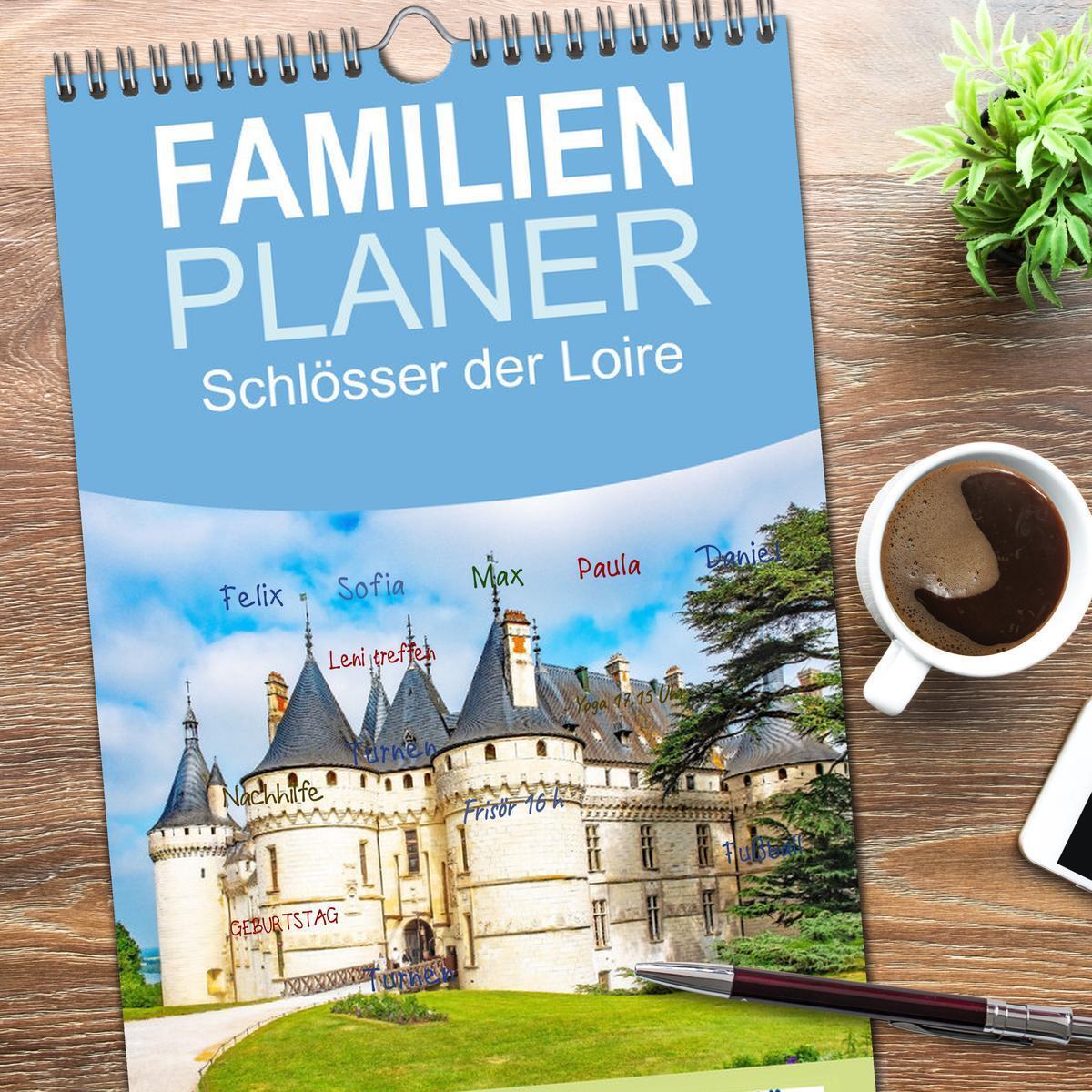 Bild: 9783457091722 | Familienplaner 2025 - Schlösser der Loire mit 5 Spalten...