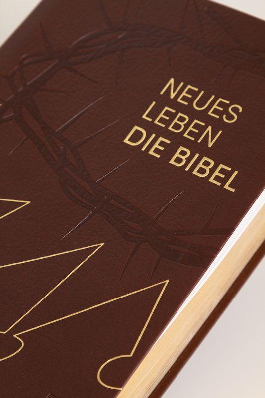Bild: 9783417258295 | Neues Leben. Die Bibel, Standardausgabe, Kunstleder braungold | Buch