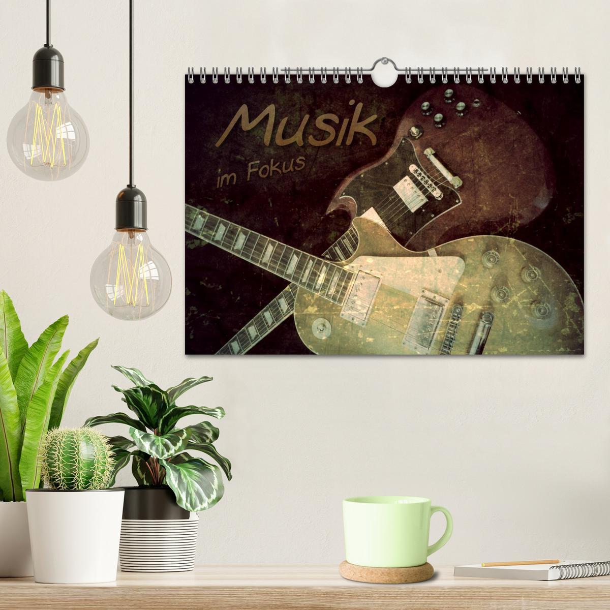 Bild: 9783435740468 | Musik im Fokus (Wandkalender 2025 DIN A4 quer), CALVENDO...