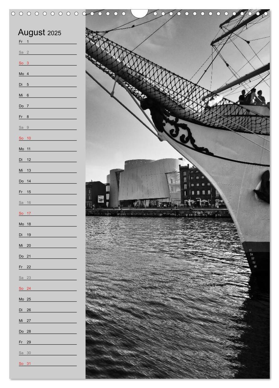 Bild: 9783457029022 | Stralsund. Ein Hauch längst vergangener Zeiten (Wandkalender 2025...