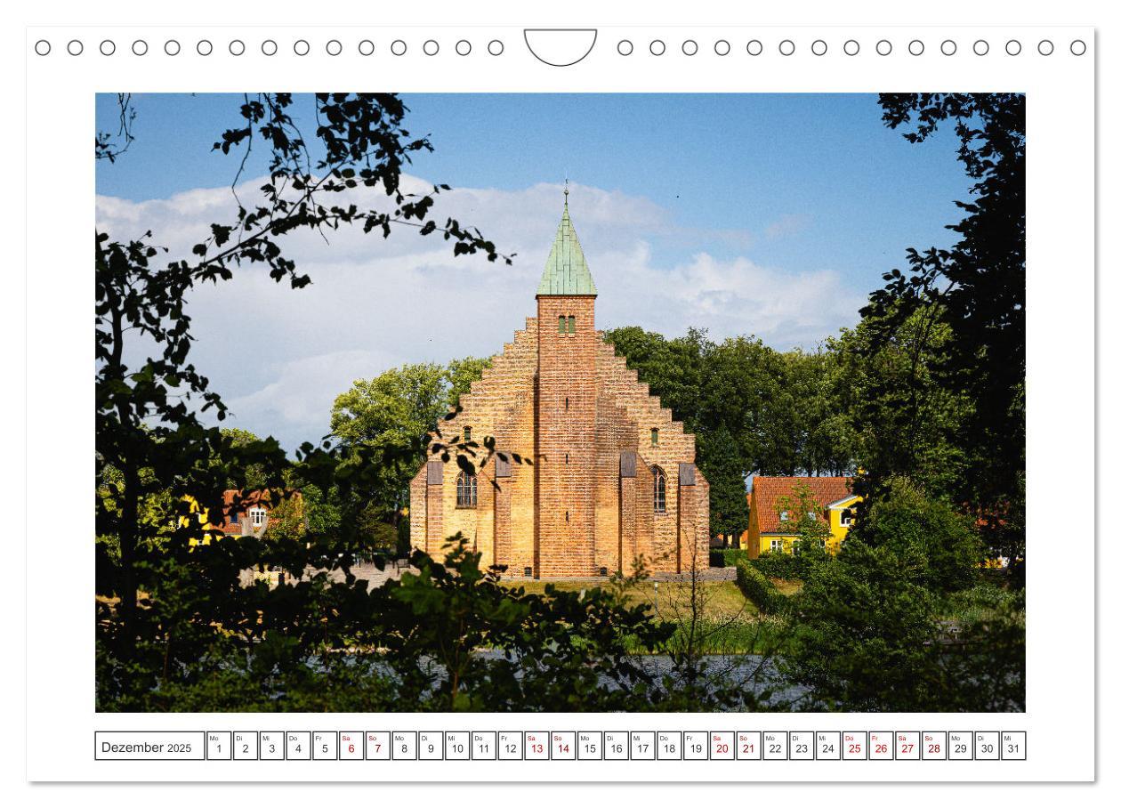 Bild: 9783383846335 | Lolland - Harmonie von Mensch und Natur (Wandkalender 2025 DIN A4...