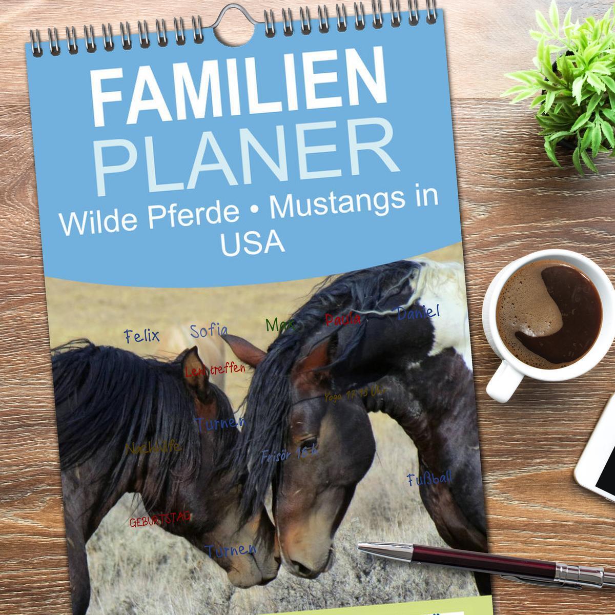 Bild: 9783457111246 | Familienplaner 2025 - Wilde Pferde ¿ Mustangs in USA mit 5 Spalten...