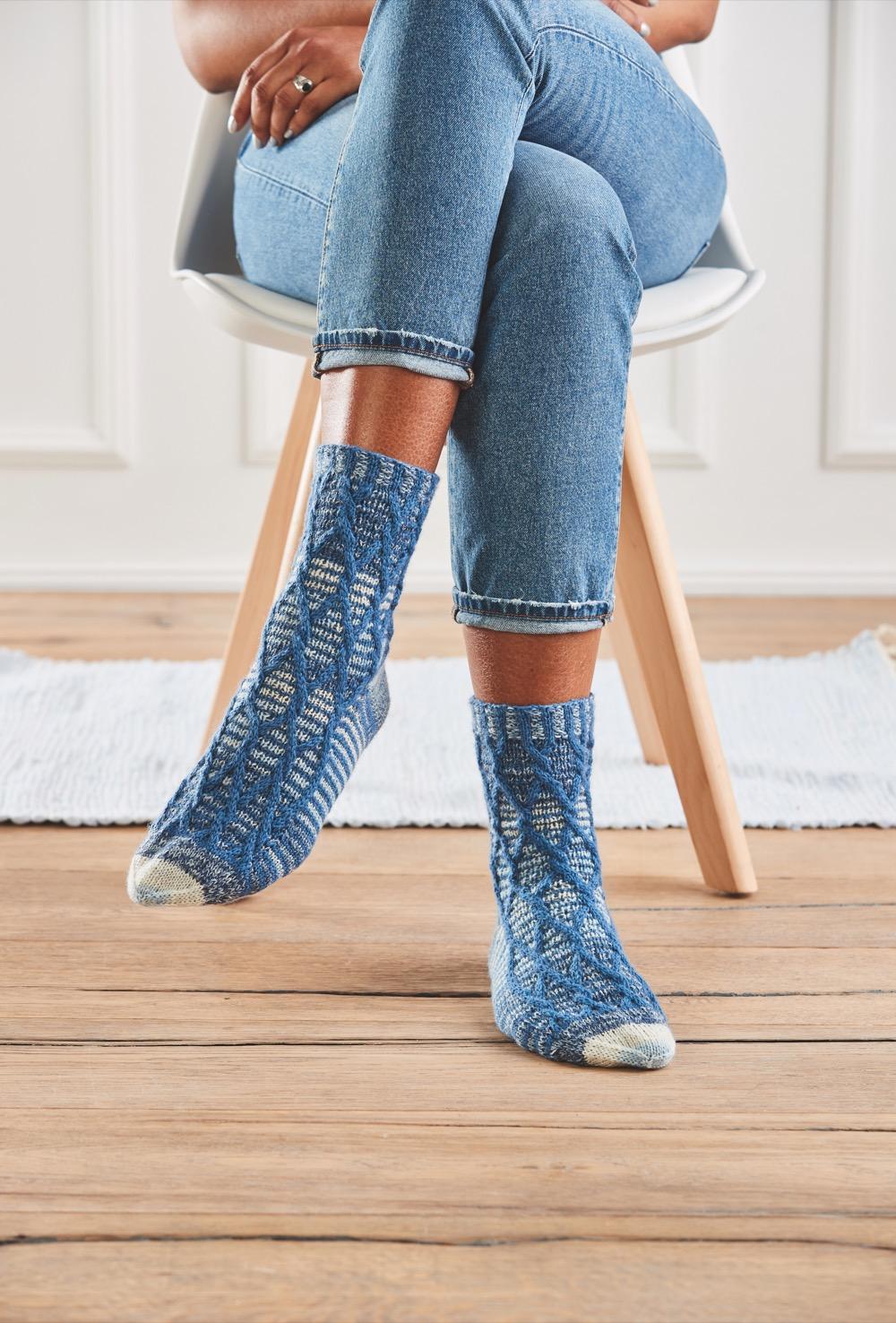 Bild: 9783841065711 | Socken mit Hebemaschen | Tolle Muster einfach stricken | Babette Ulmer