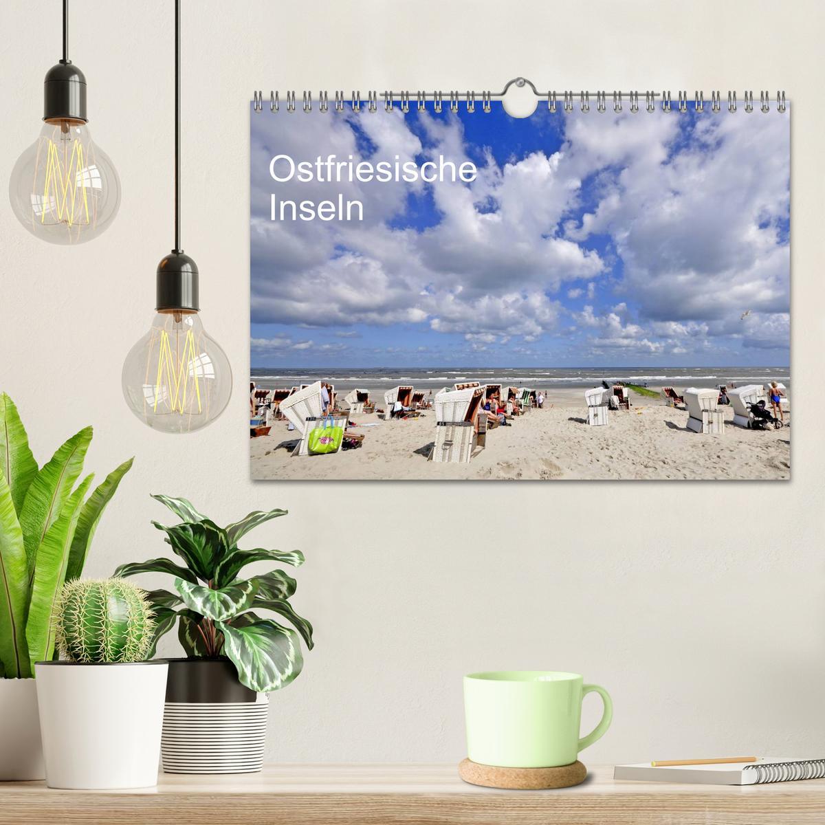 Bild: 9783435820535 | Ostfriesische Inseln (Wandkalender 2025 DIN A4 quer), CALVENDO...