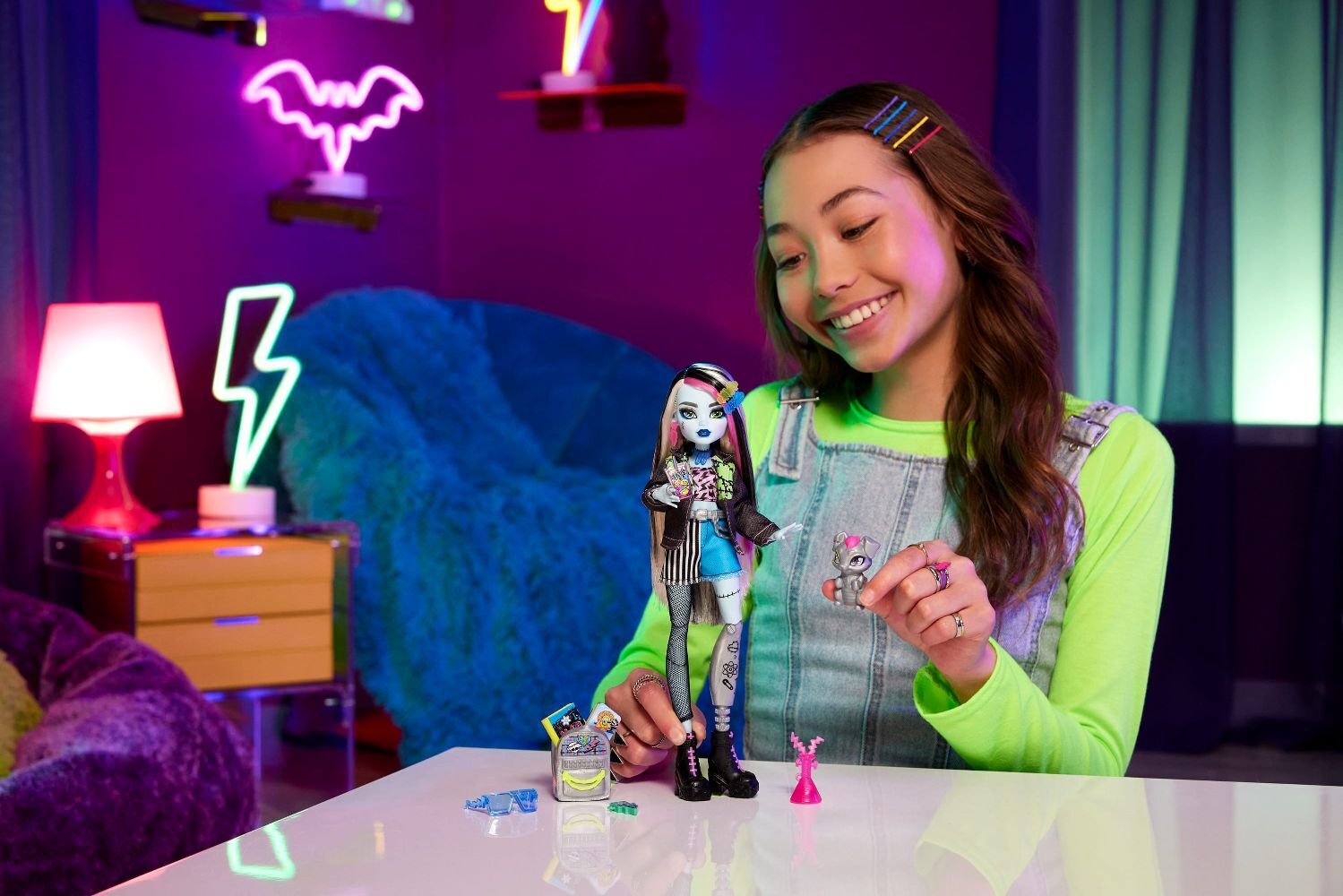 Bild: 194735230587 | Monster High Frankie Puppe | Stück | Blister | HXH73 | 2024 | Mattel