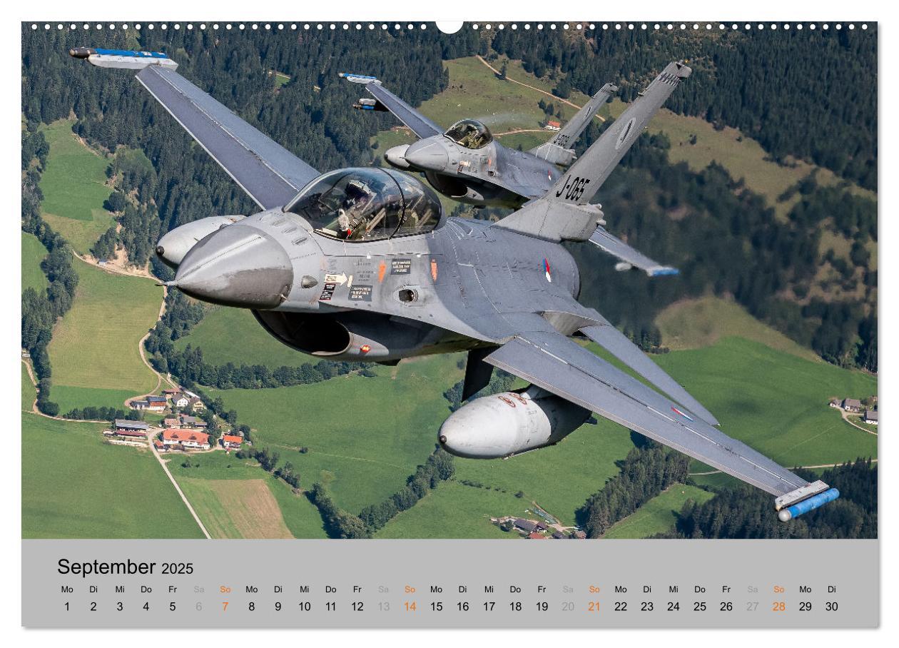 Bild: 9783383980732 | Kampfjet F-16 The Fighting Falcon (Wandkalender 2025 DIN A2 quer),...