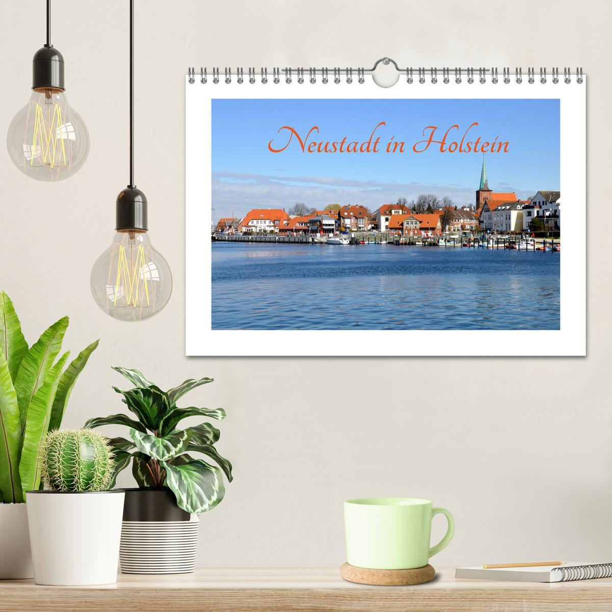 Bild: 9783435431694 | Neustadt in Holstein - Charmante Stadt am Meer (Wandkalender 2025...