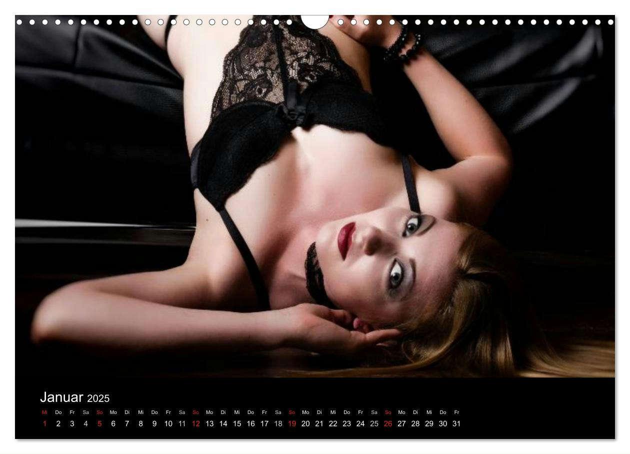 Bild: 9783435832989 | Dessous (Wandkalender 2025 DIN A3 quer), CALVENDO Monatskalender