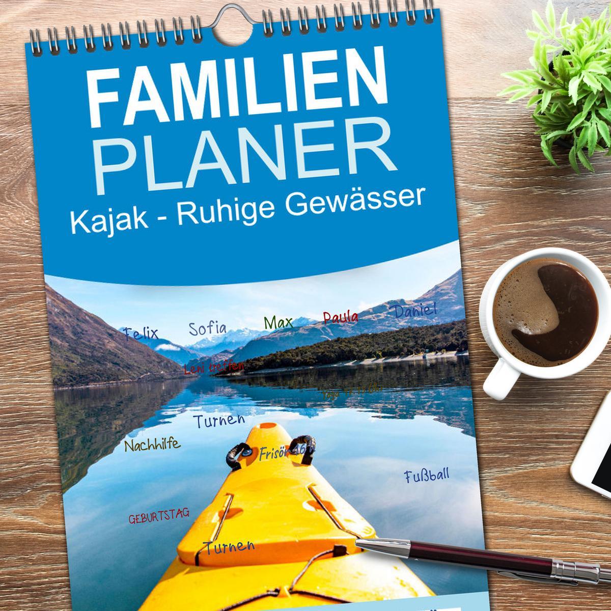 Bild: 9783457096277 | Familienplaner 2025 - Kajak - Ruhige Gewässer mit 5 Spalten...