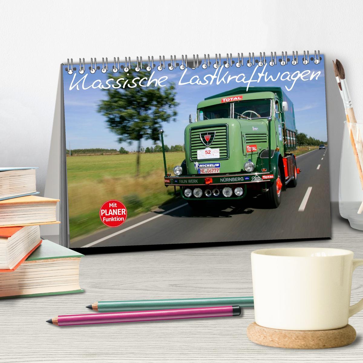 Bild: 9783435535699 | Klassische Lastkraftwagen (Tischkalender 2025 DIN A5 quer),...