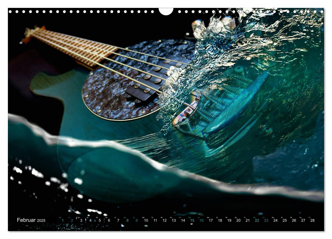 Bild: 9783435105373 | Gitarren im Wasser (Wandkalender 2025 DIN A3 quer), CALVENDO...