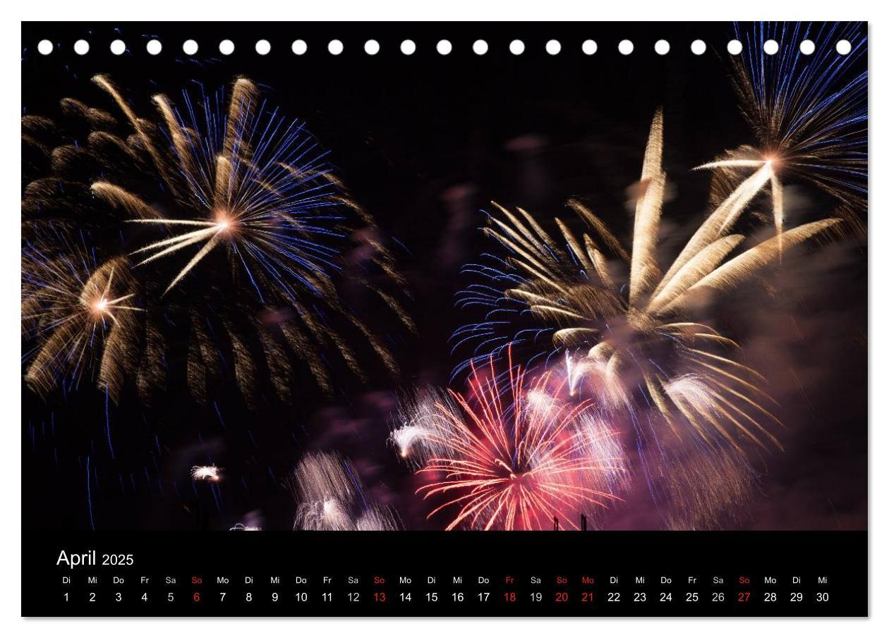 Bild: 9783435787432 | Feuerwerk (Tischkalender 2025 DIN A5 quer), CALVENDO Monatskalender