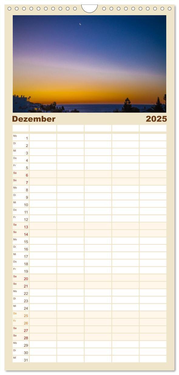 Bild: 9783457113066 | Familienplaner 2025 - Andalusien mit 5 Spalten (Wandkalender, 21 x...