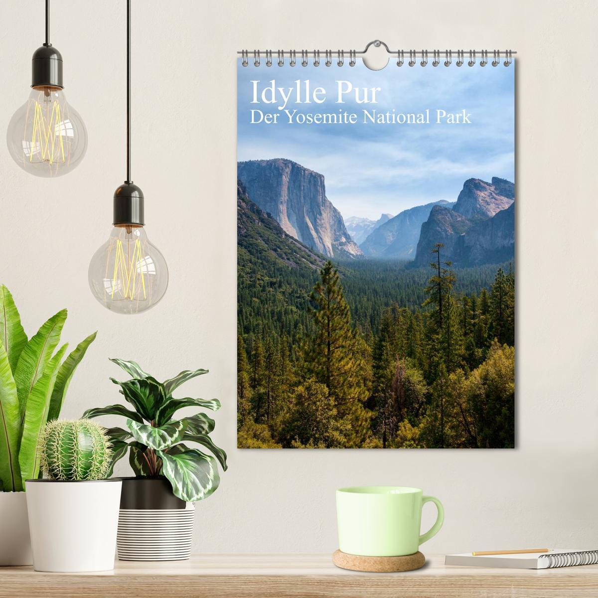 Bild: 9783457045008 | Idylle Pur - Der Yosemite National Park (Wandkalender 2025 DIN A4...