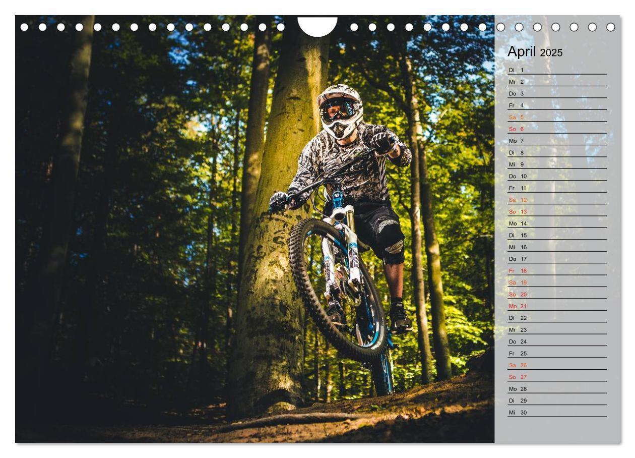 Bild: 9783435534562 | Mountainbike Action (Wandkalender 2025 DIN A4 quer), CALVENDO...