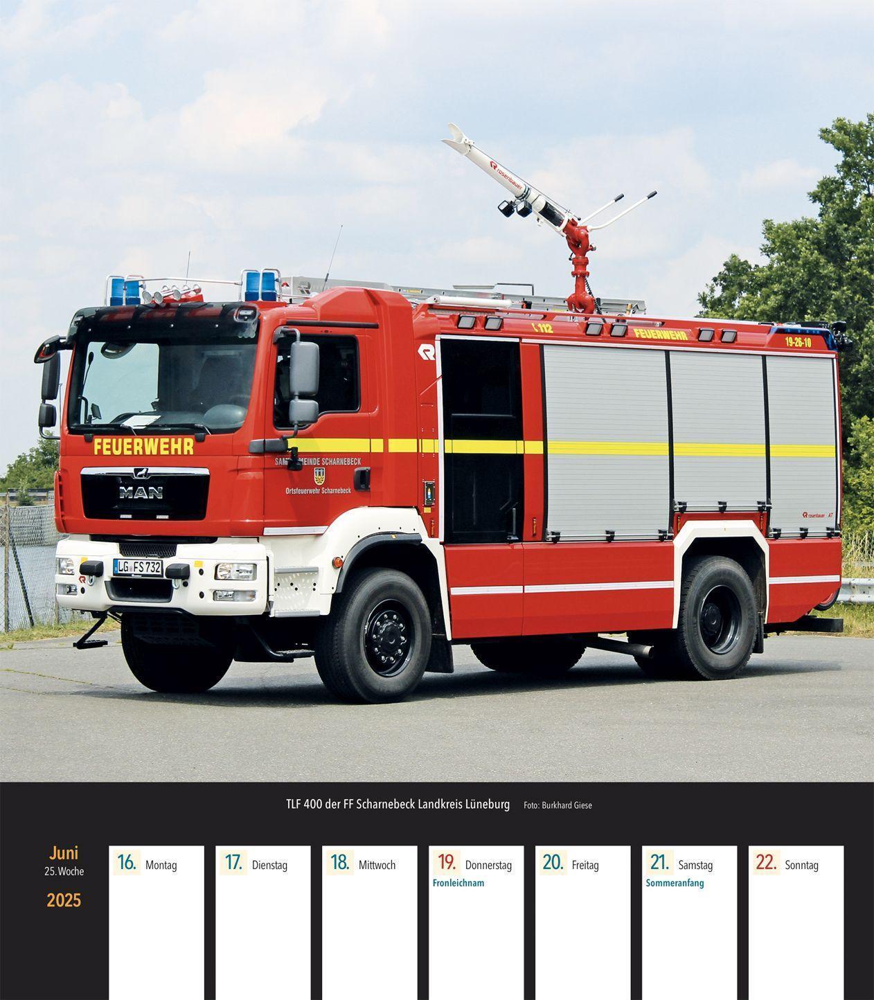 Bild: 9783751611145 | Feuerwehrfahrzeuge 2025 | Wochenkalender mit 53 Abbildungen | Kalender