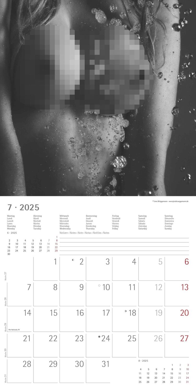 Bild: 4251732340988 | Feminine 2025 - Broschürenkalender 30x30 cm (30x60 geöffnet) -...