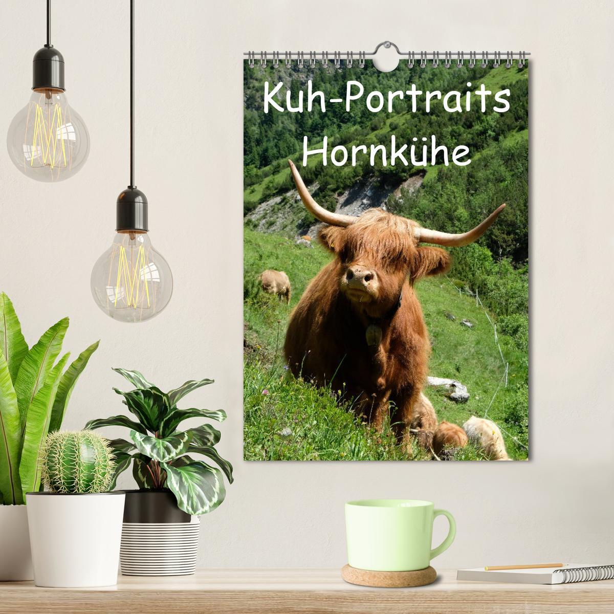 Bild: 9783435970292 | Kuhportraits Hornkühe (Wandkalender 2025 DIN A4 hoch), CALVENDO...