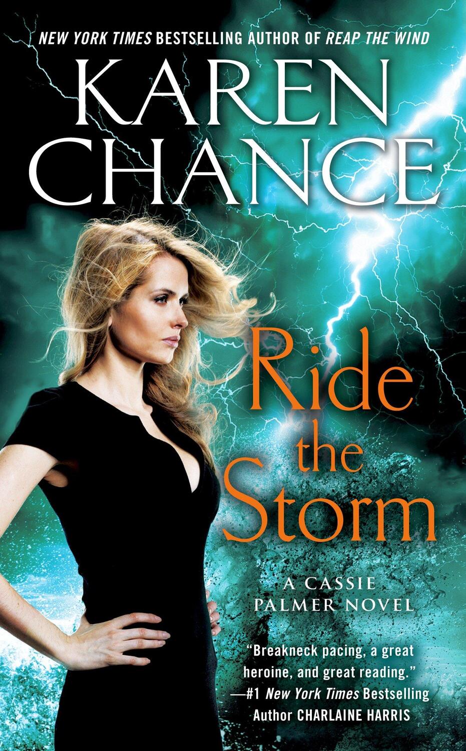 Cover: 9781101989982 | Ride The Storm | A Cassie Palmer Novel | Karen Chance | Taschenbuch