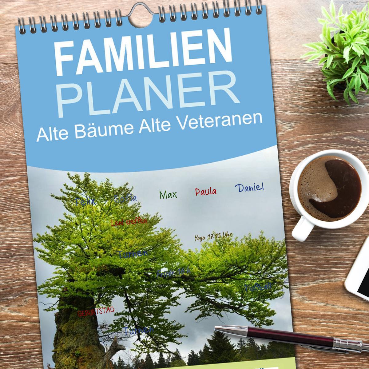 Bild: 9783457109670 | Familienplaner 2025 - Alte Bäume Alte Veteranen mit 5 Spalten...