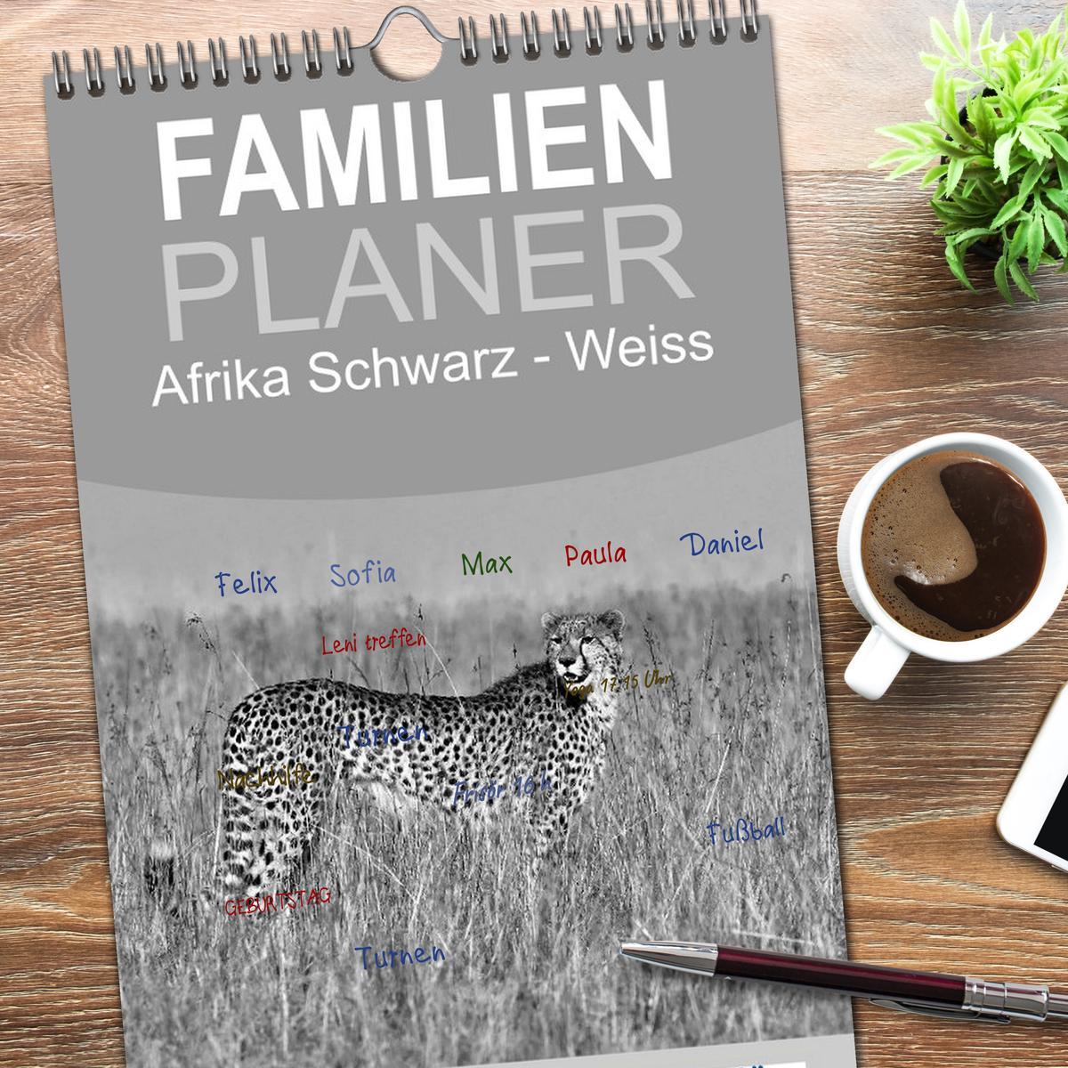 Bild: 9783457120194 | Familienplaner 2025 - Afrika Schwarz - Weiss mit 5 Spalten...