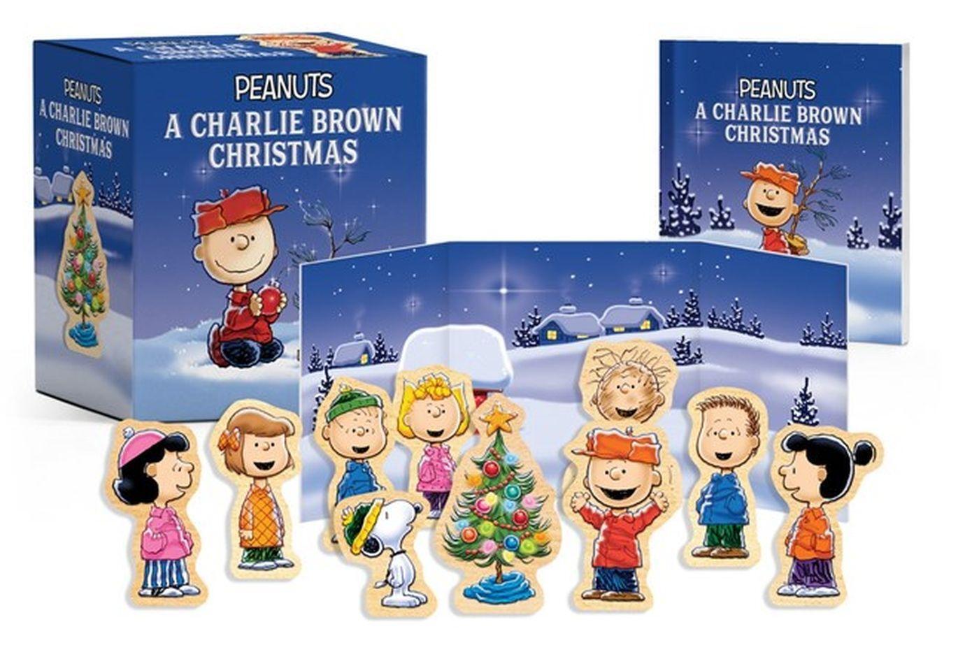 Cover: 9780762464098 | Peanuts: A Charlie Brown Christmas Wooden Collectible Set | Schulz