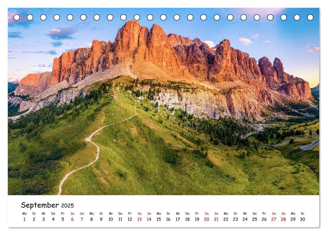 Bild: 9783435007356 | Schönste Berge der Alpen (Tischkalender 2025 DIN A5 quer), CALVENDO...