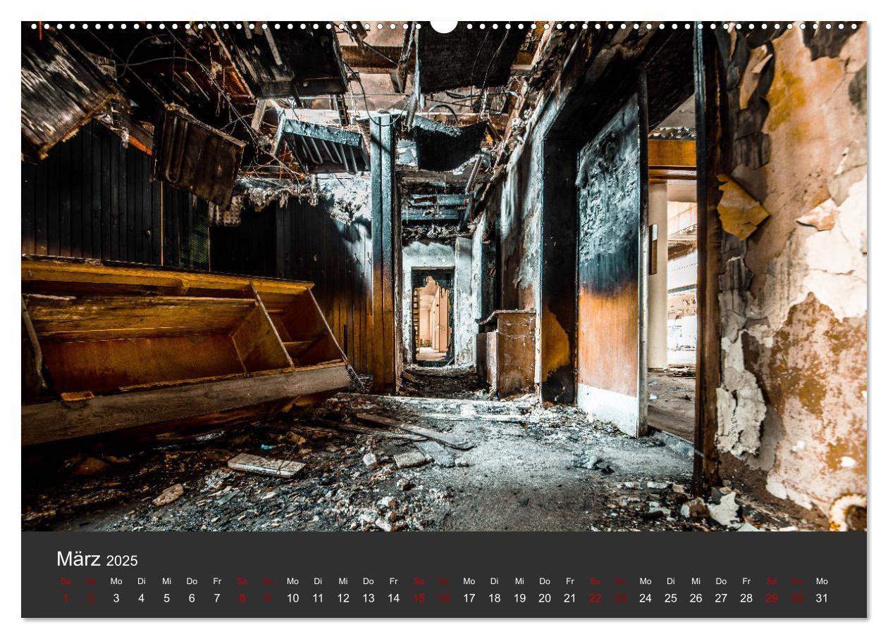 Bild: 9783435216949 | Verlassene Orte - Ein Lost Places Kalender (Wandkalender 2025 DIN...