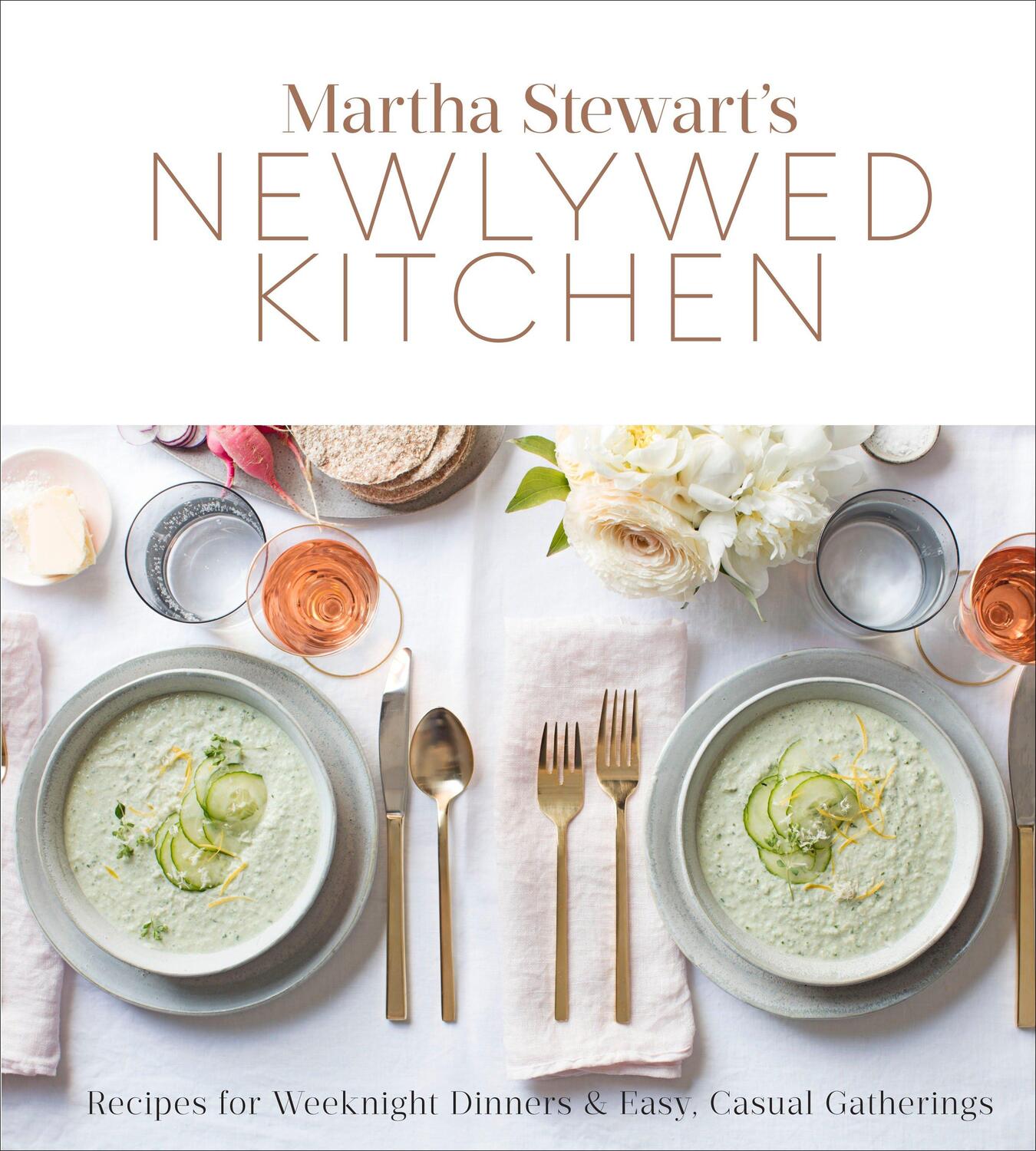 Cover: 9780307954381 | Martha Stewart's Newlywed Kitchen | Editors of Martha Stewart Living