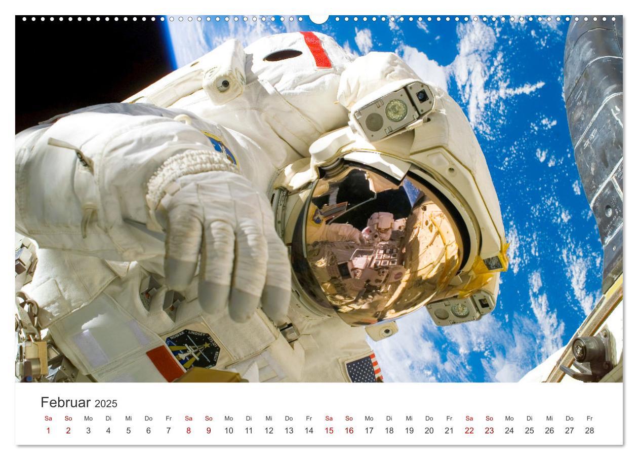 Bild: 9783457181690 | Astronauten - Menschen im Weltall (Wandkalender 2025 DIN A2 quer),...