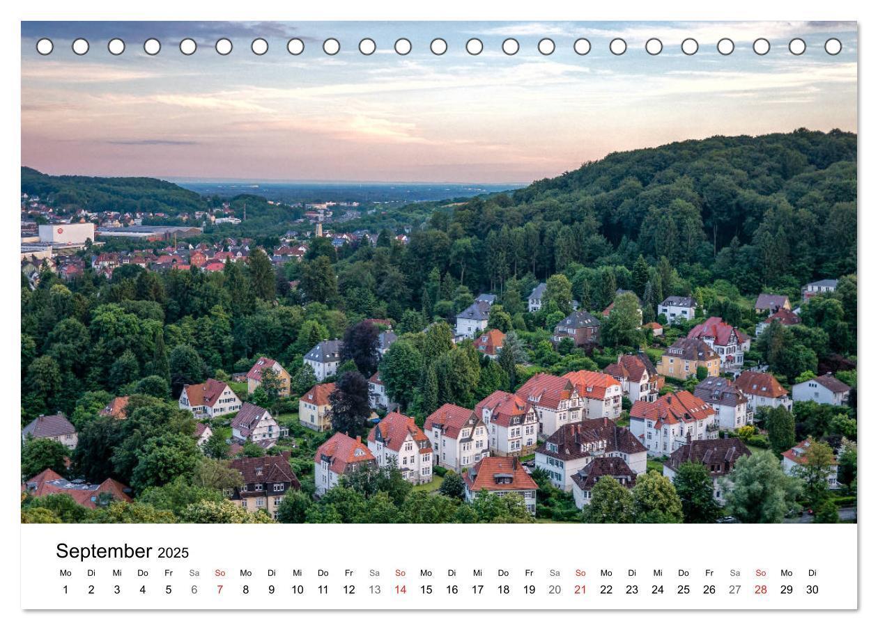 Bild: 9783435450442 | BIELEFELD aus der Vogelperspektive (Tischkalender 2025 DIN A5...