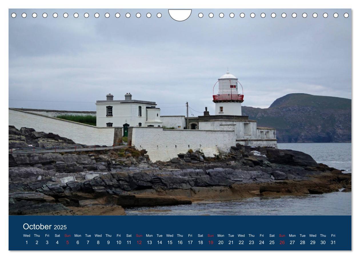 Bild: 9781325943982 | Irish Lighthouses - Beacons along Ireland's wild coast (Wall...