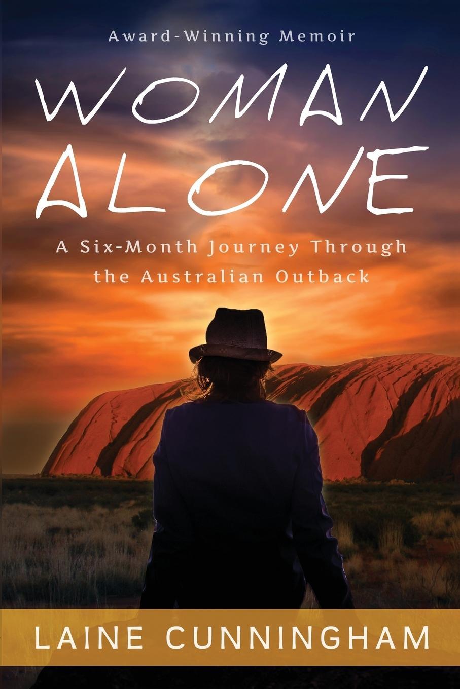 Cover: 9780998224022 | Woman Alone | A Six Month Journey Through the Australian Outback