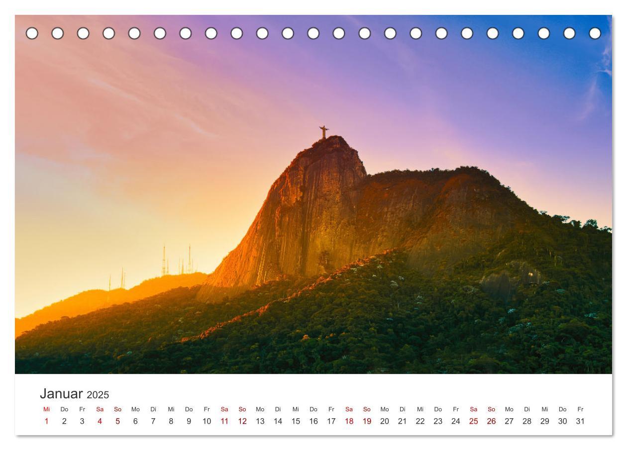 Bild: 9783383986789 | Rio de Janeiro - Am Fuße des Corcovados. (Tischkalender 2025 DIN A5...