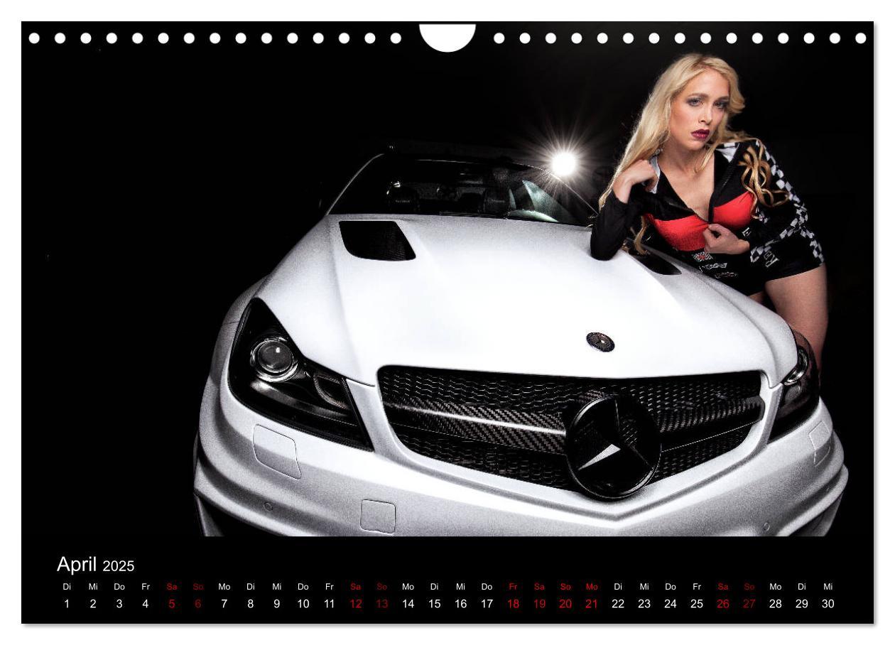 Bild: 9783435397143 | Cars and Girls (Wandkalender 2025 DIN A4 quer), CALVENDO...