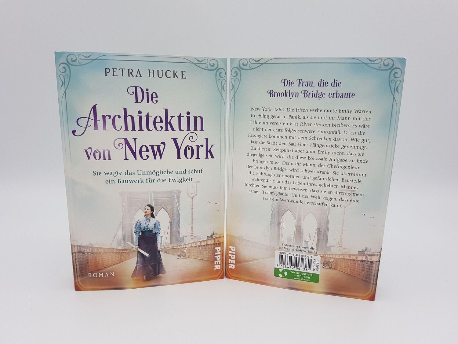 Bild: 9783492062381 | Die Architektin von New York | Petra Hucke | Taschenbuch | 400 S.