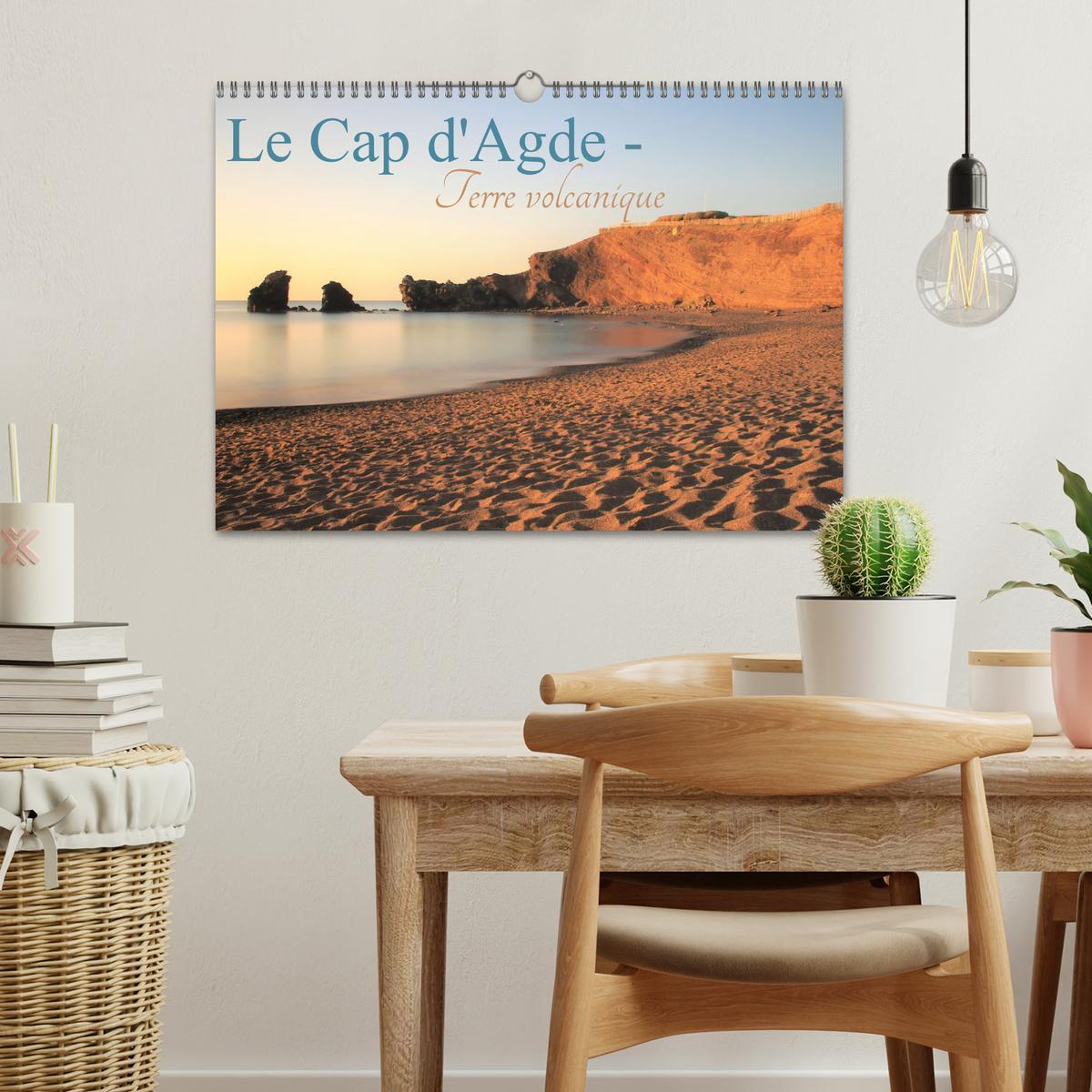 Bild: 9781325936823 | Le Cap d'Agde - Terre volcanique (Calendrier mural 2025 DIN A3...