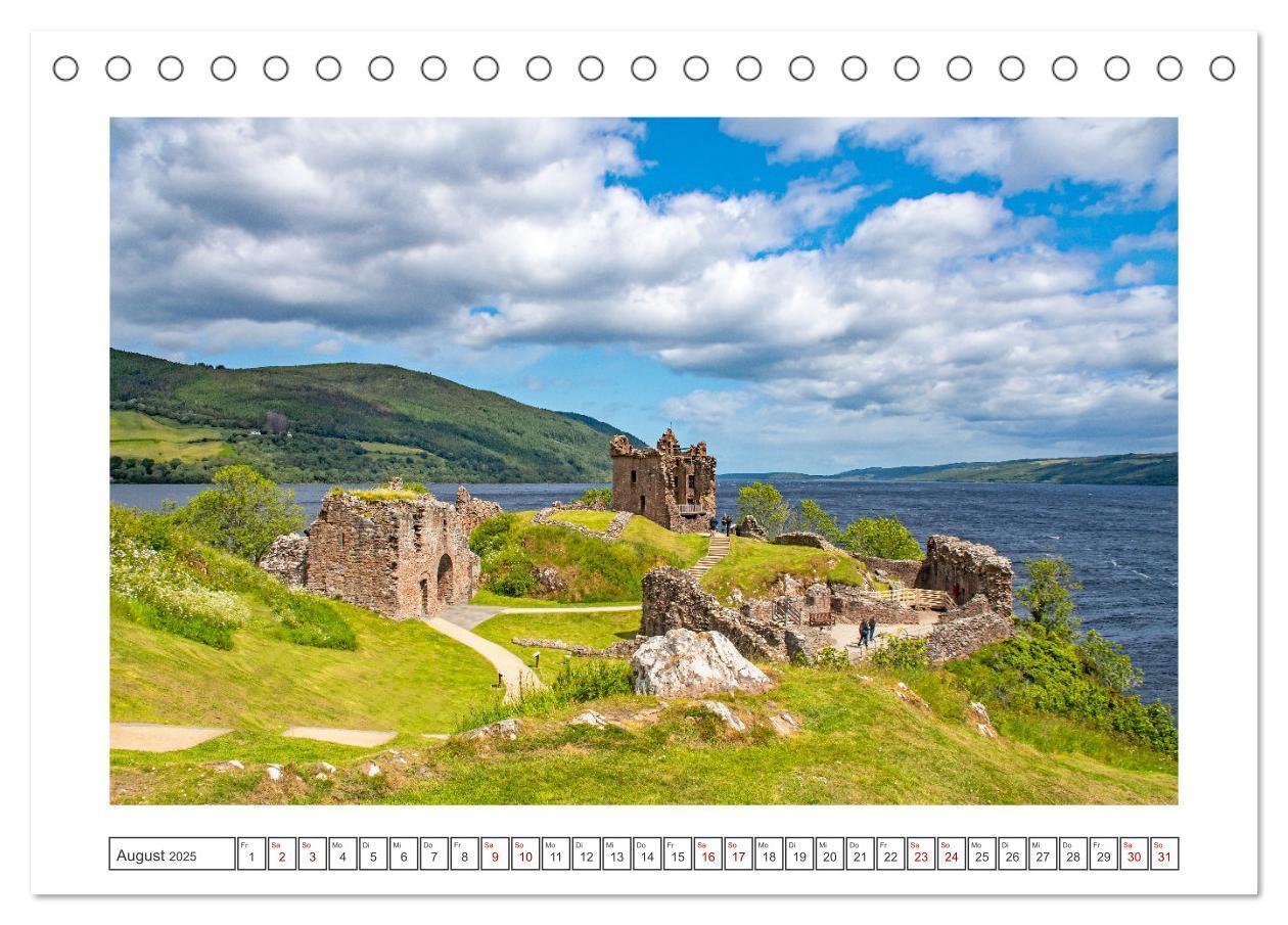 Bild: 9783383954337 | Schottland - Castles und Whisky (Tischkalender 2025 DIN A5 quer),...