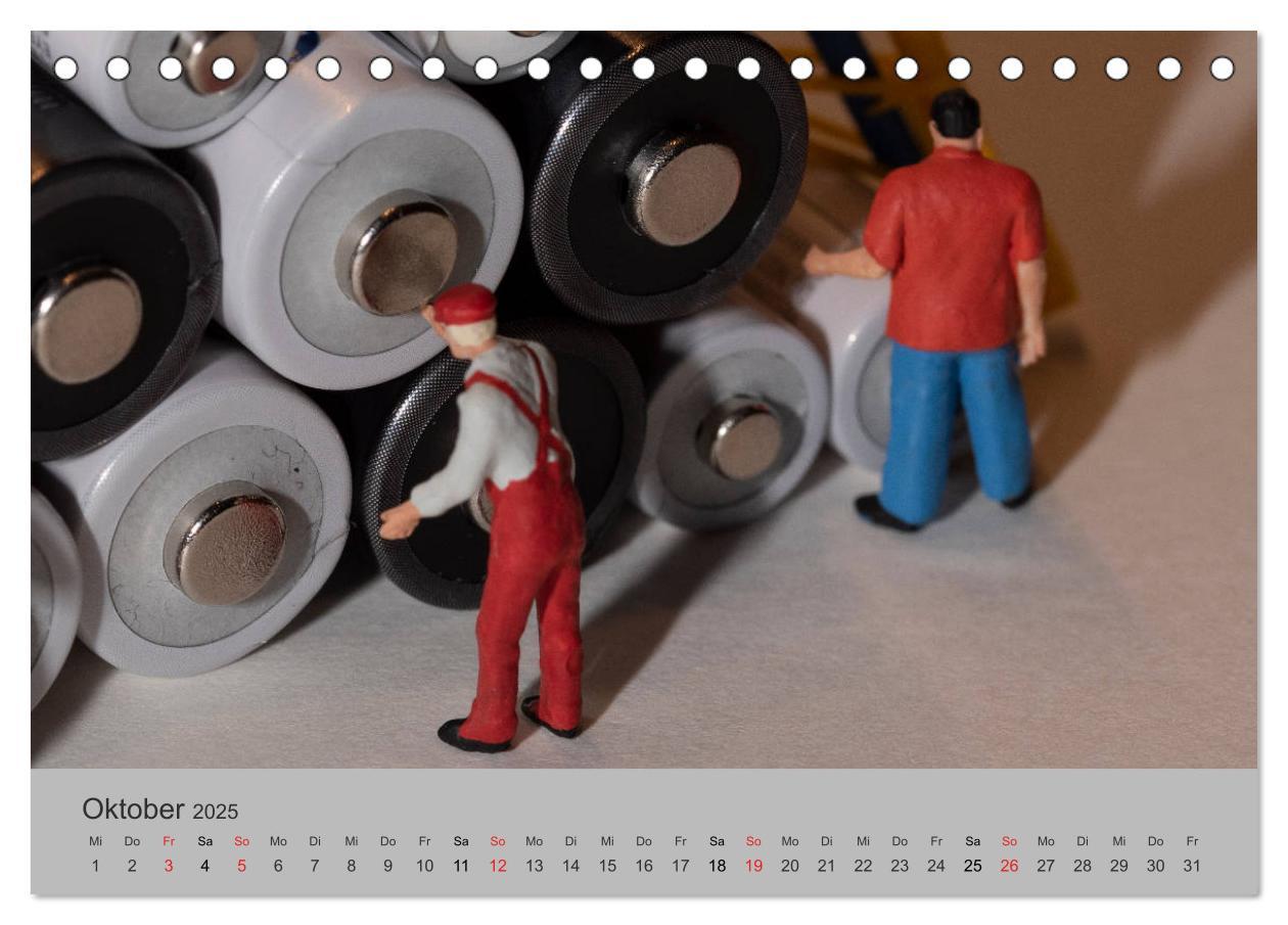 Bild: 9783435149063 | Miniaturen - Das Leben der Minis (Tischkalender 2025 DIN A5 quer),...