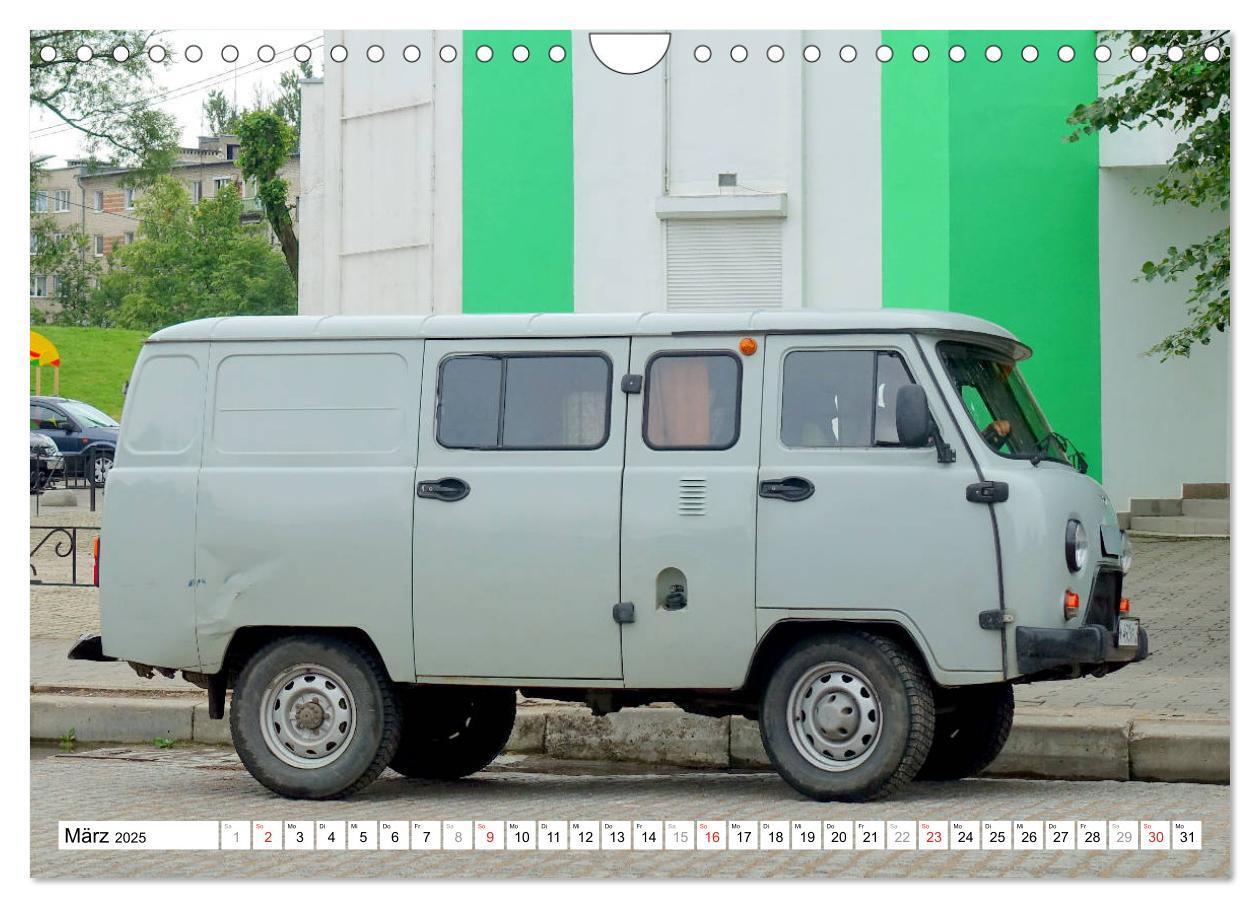 Bild: 9783435218158 | Auto-Legende UAZ-452 - Russlands Brotlaib auf Rädern (Wandkalender...